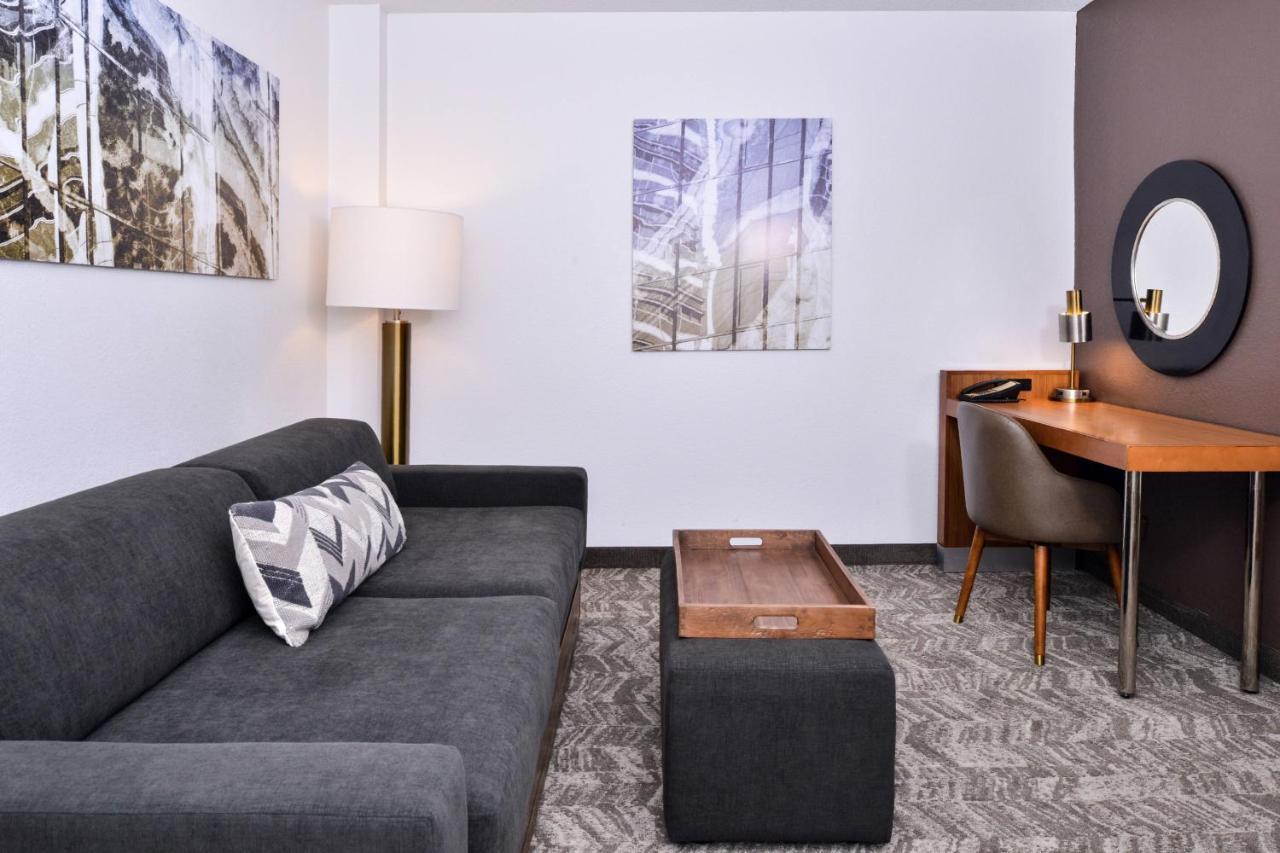 Springhill Suites Fairfax Fair Oaks Экстерьер фото