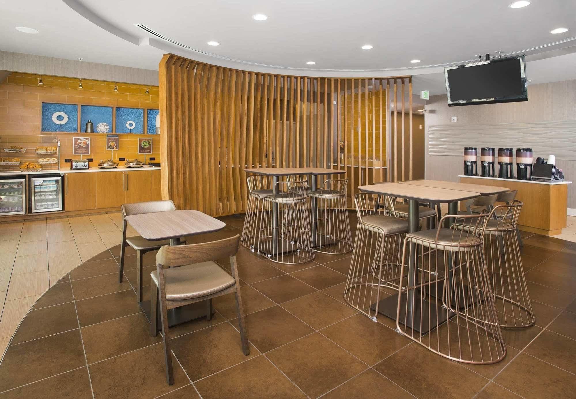 Springhill Suites Fairfax Fair Oaks Экстерьер фото